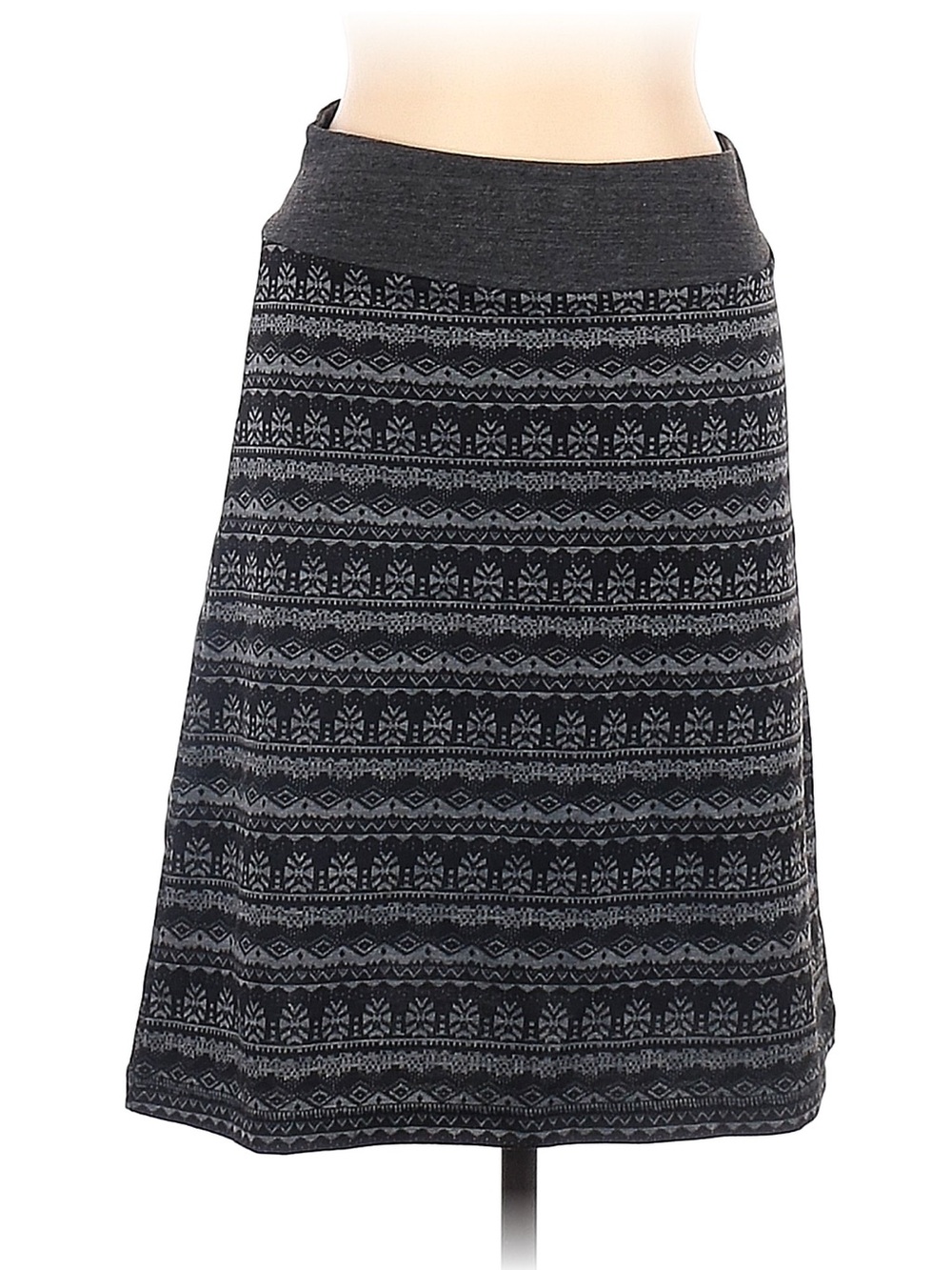 Kavu Black and Gray Patterned A-Line Skirt - Picture 2 of 6